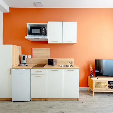 La Panthère D'auch By D'auch Auch